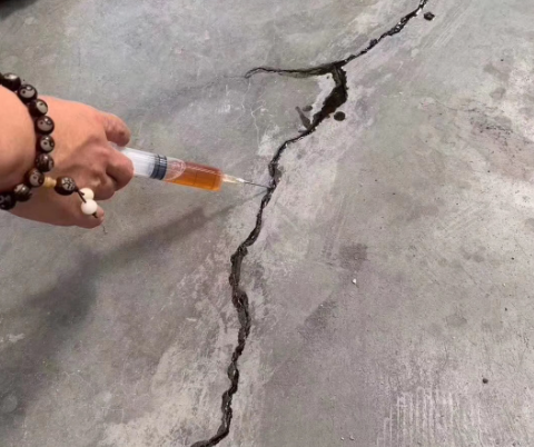 八公山混凝土裂缝修补技术详解​